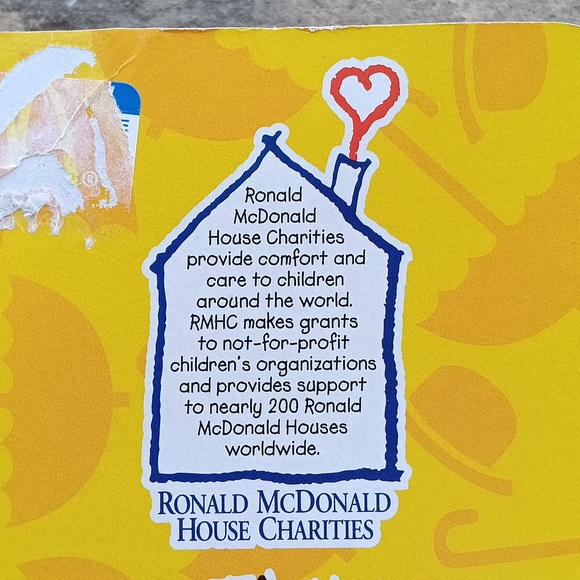 BNWT EXTREMLEY RARE. VINTAGE 1996-1998 Ronald McDonald House Charities - Picture 8 of 9